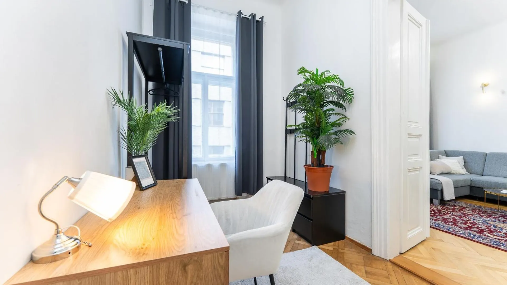 10 Minutes Wenceslas Square Apartment In Praga