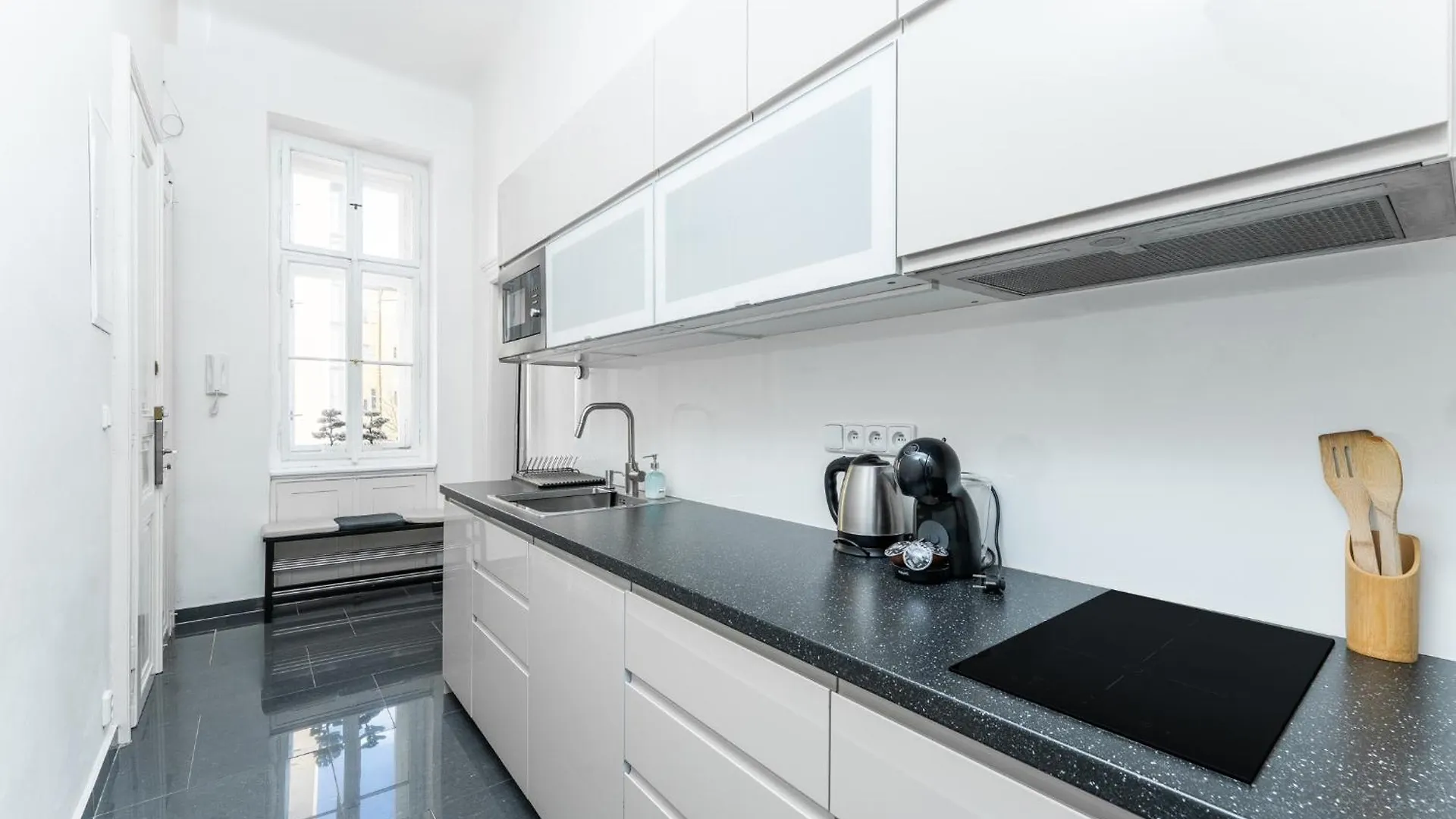10 Minutes Wenceslas Square Apartment In Praga