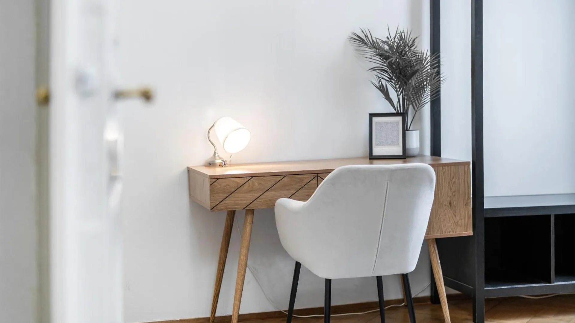 10 Minutes Wenceslas Square Apartment In Praga