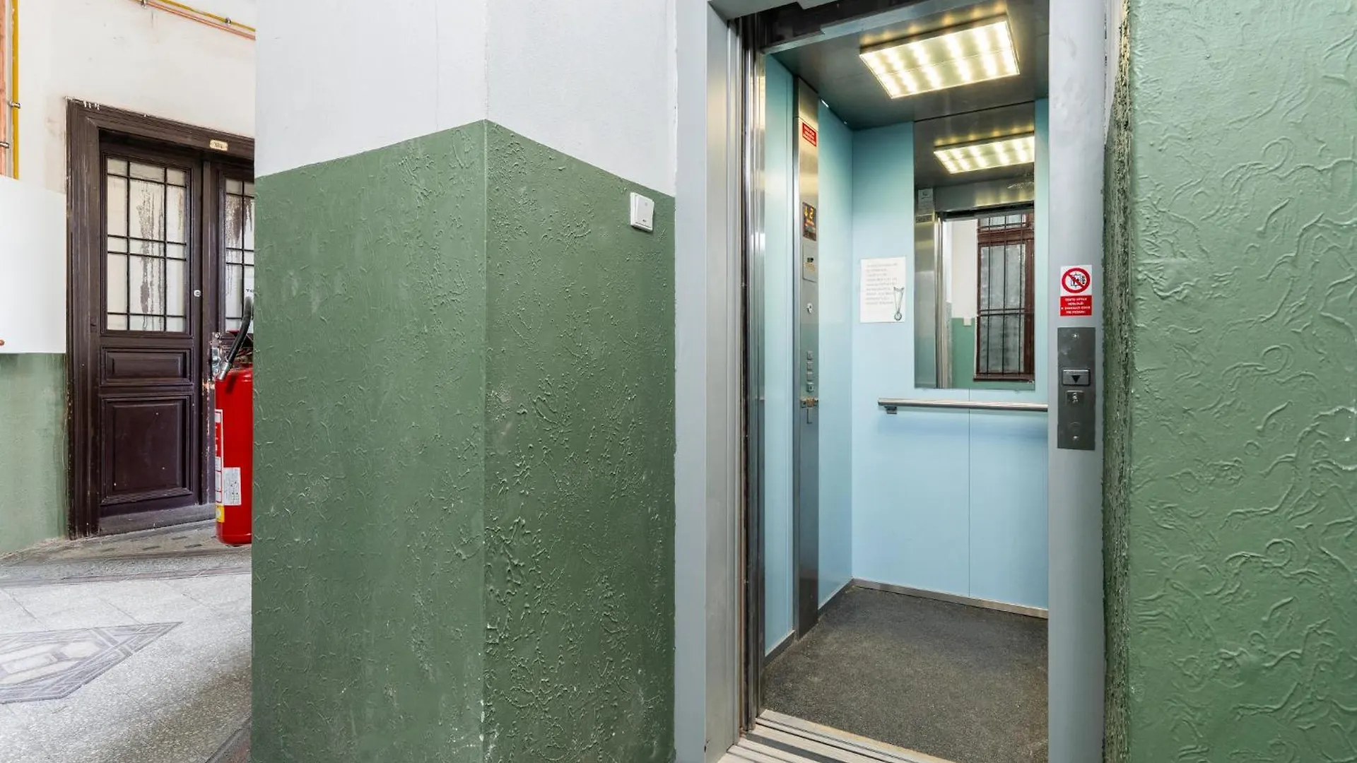 10 Minutes Wenceslas Square Apartment In Praga República Checa