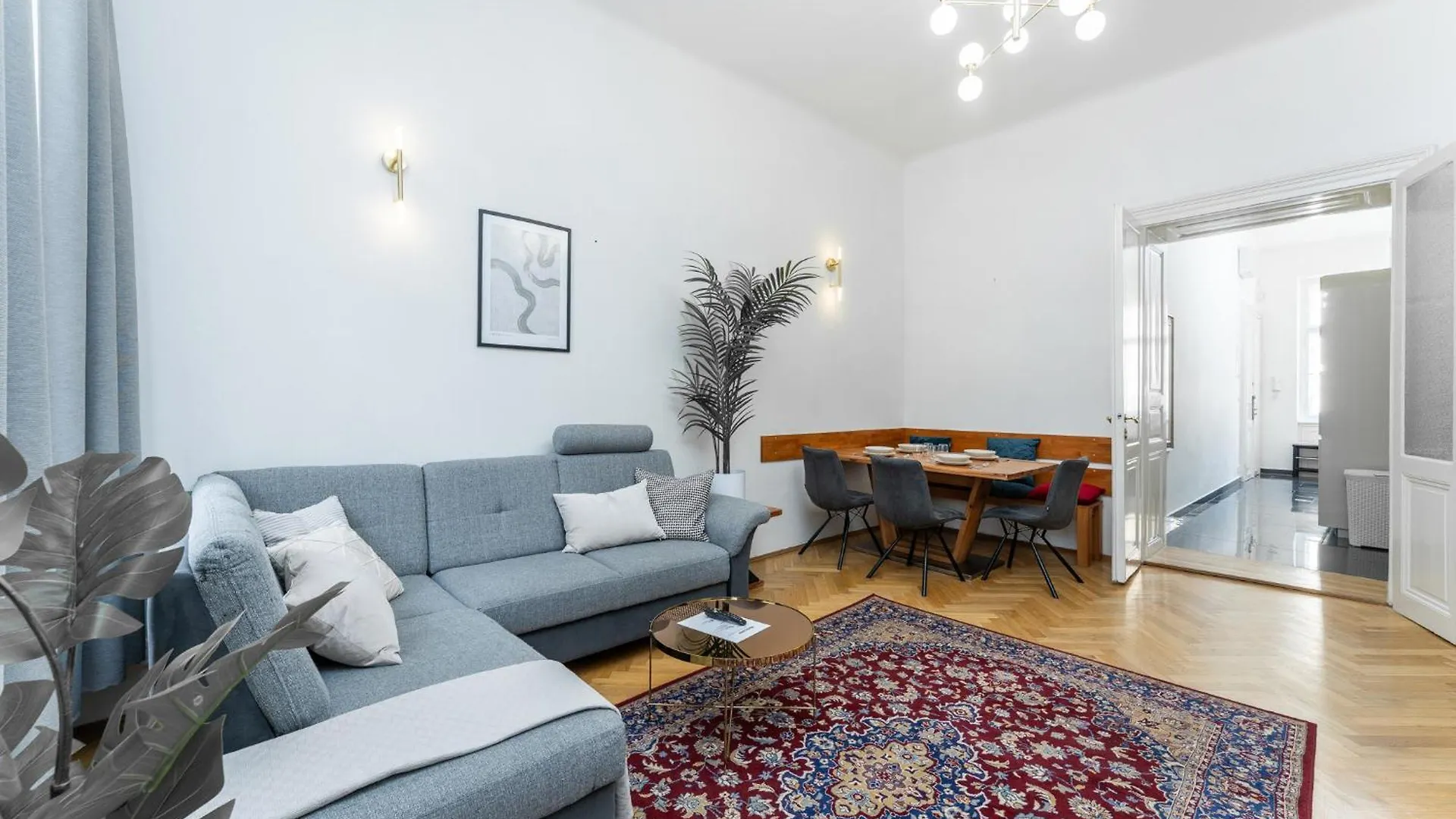 10 Minutes Wenceslas Square Apartment In Praga
